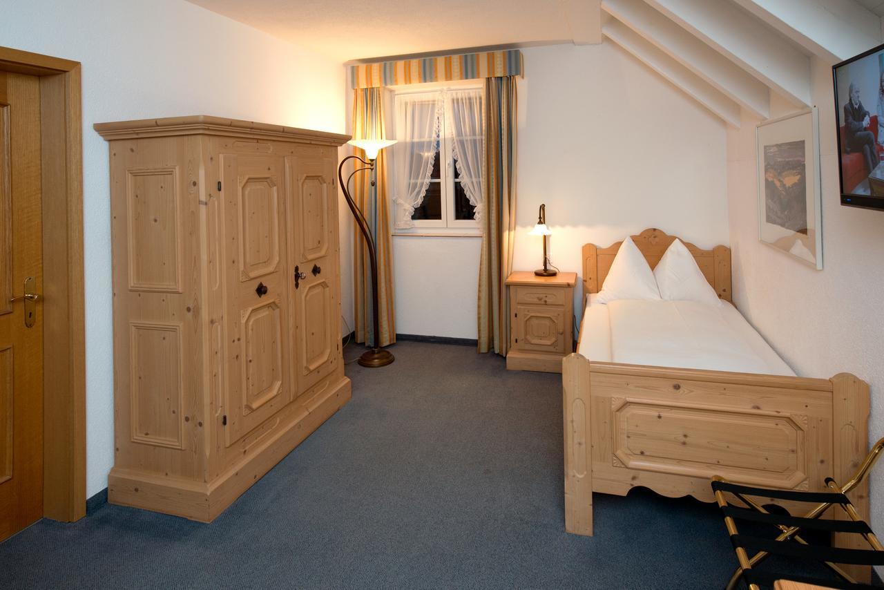 Landgasthof Zu Den Drei Sternen Brunegg Habitación foto
