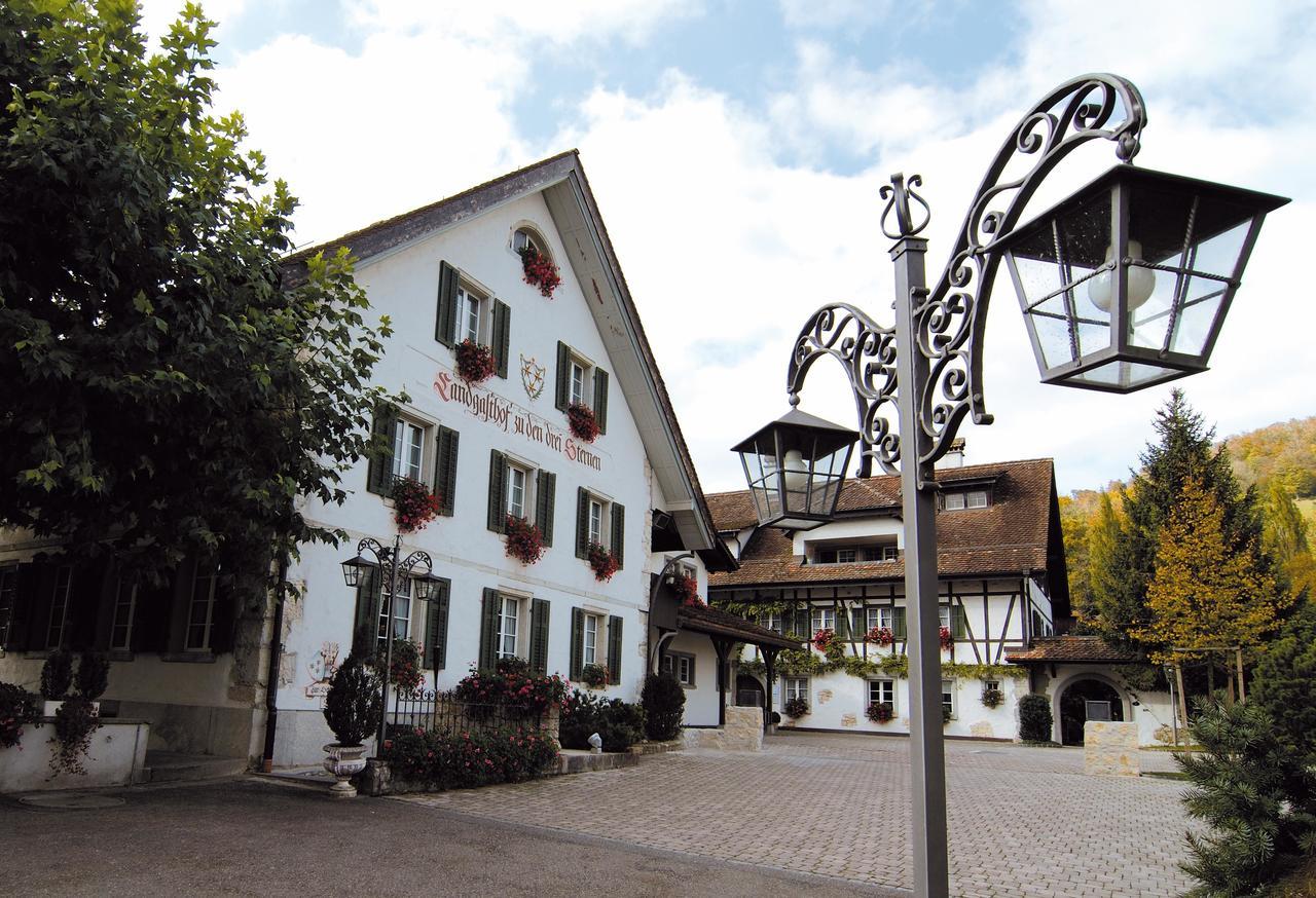 Romantik Hotel Zu Den Drei Sternen Brunegg Exterior foto